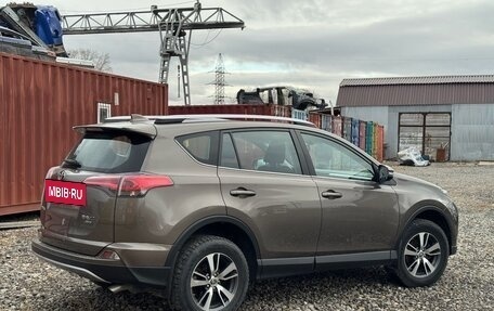 Toyota RAV4, 2018 год, 2 090 000 рублей, 3 фотография