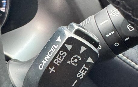 Toyota RAV4, 2018 год, 2 090 000 рублей, 12 фотография