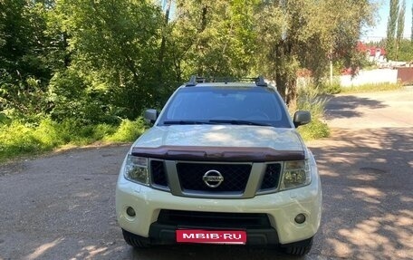 Nissan Navara (Frontier), 2012 год, 1 250 000 рублей, 1 фотография