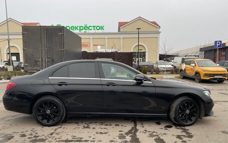 Mercedes-Benz E-Класс, 2020 год, 2 480 000 рублей, 5 фотография