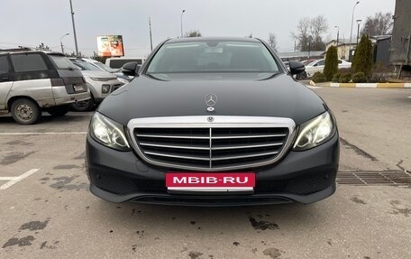 Mercedes-Benz E-Класс, 2020 год, 2 480 000 рублей, 2 фотография