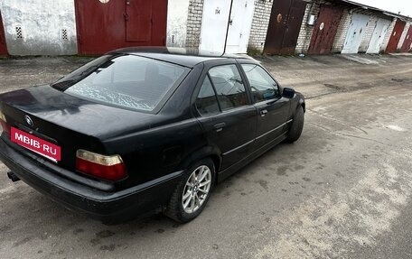 BMW 3 серия, 1992 год, 150 000 рублей, 3 фотография