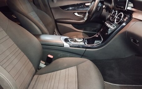 Mercedes-Benz C-Класс, 2017 год, 2 250 000 рублей, 17 фотография