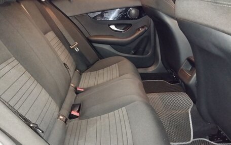 Mercedes-Benz C-Класс, 2017 год, 2 250 000 рублей, 20 фотография