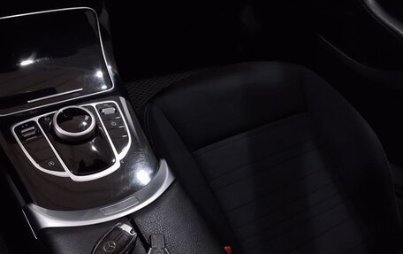 Mercedes-Benz C-Класс, 2017 год, 2 250 000 рублей, 13 фотография