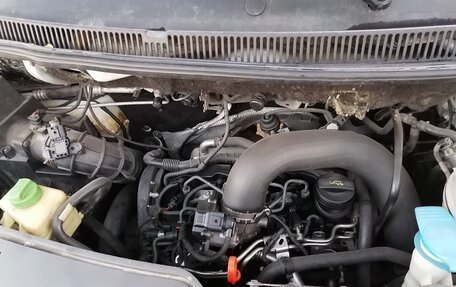 Volkswagen Transporter T5 рестайлинг, 2011 год, 1 490 000 рублей, 11 фотография