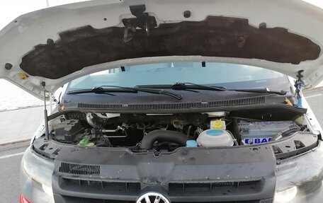 Volkswagen Transporter T5 рестайлинг, 2011 год, 1 490 000 рублей, 18 фотография