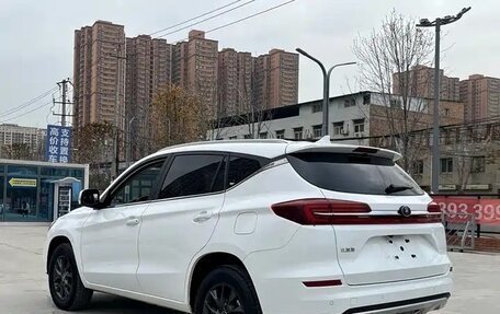 BYD Song, 2021 год, 1 350 000 рублей, 2 фотография