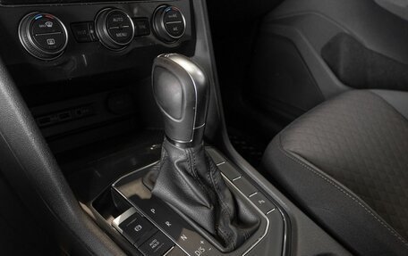 Volkswagen Tiguan II, 2019 год, 2 317 200 рублей, 5 фотография