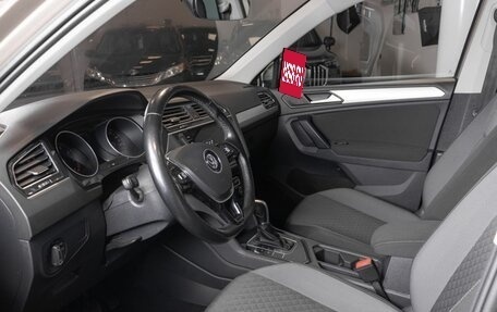 Volkswagen Tiguan II, 2019 год, 2 317 200 рублей, 14 фотография