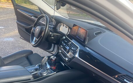 BMW 5 серия, 2019 год, 3 680 000 рублей, 11 фотография