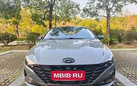 Hyundai Elantra, 2022 год, 1 170 000 рублей, 2 фотография