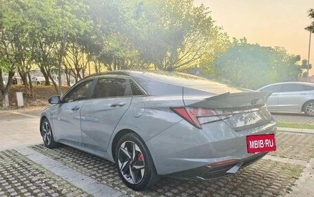 Hyundai Elantra, 2022 год, 1 170 000 рублей, 5 фотография