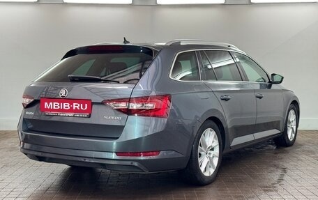Skoda Superb III рестайлинг, 2018 год, 1 749 000 рублей, 4 фотография
