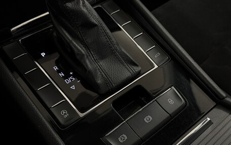 Skoda Superb III рестайлинг, 2018 год, 1 749 000 рублей, 10 фотография