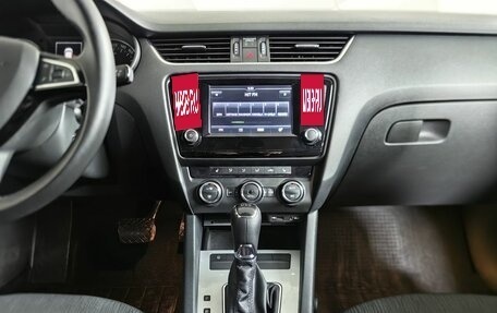 Skoda Octavia, 2017 год, 1 593 000 рублей, 15 фотография