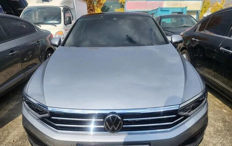 Volkswagen Passat B8 рестайлинг, 2021 год, 2 010 000 рублей, 2 фотография