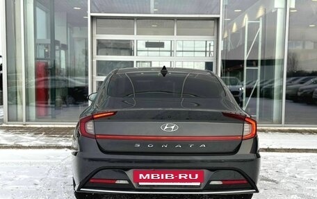 Hyundai Sonata VIII, 2021 год, 2 250 000 рублей, 5 фотография