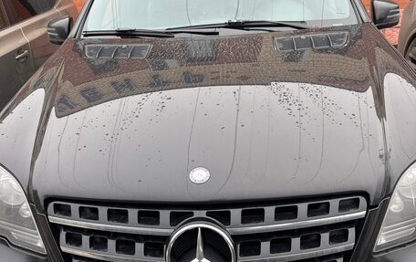 Mercedes-Benz M-Класс, 2011 год, 2 000 000 рублей, 1 фотография