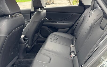 Hyundai Elantra, 2023 год, 2 000 000 рублей, 13 фотография