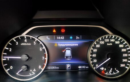 Nissan Murano, 2018 год, 2 500 000 рублей, 29 фотография