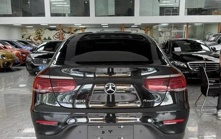 Mercedes-Benz GLC Coupe, 2021 год, 4 100 000 рублей, 3 фотография