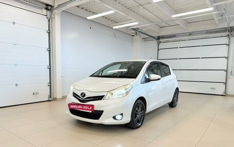 Toyota Vitz, 2011 год, 819 000 рублей, 2 фотография