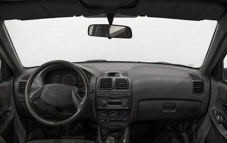 Hyundai Accent II, 2005 год, 160 000 рублей, 11 фотография