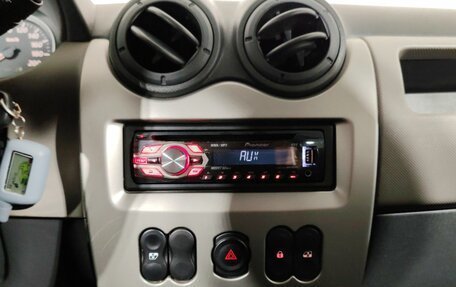 Renault Sandero I, 2012 год, 500 000 рублей, 11 фотография