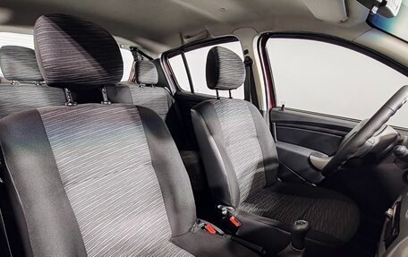 Renault Sandero I, 2012 год, 500 000 рублей, 16 фотография