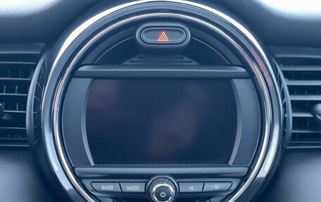 MINI Hatch, 2017 год, 1 547 000 рублей, 12 фотография