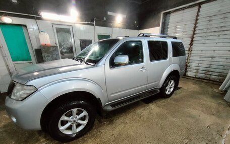 Nissan Pathfinder, 2012 год, 1 790 000 рублей, 2 фотография