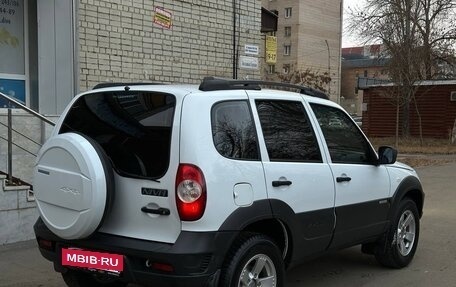 Chevrolet Niva I рестайлинг, 2018 год, 765 000 рублей, 8 фотография