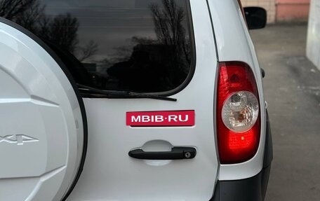 Chevrolet Niva I рестайлинг, 2018 год, 765 000 рублей, 11 фотография