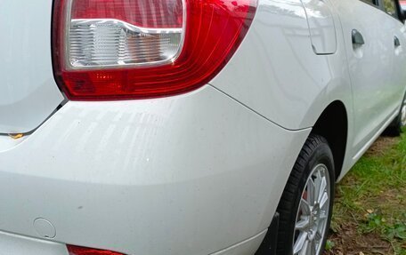 Renault Logan II, 2018 год, 850 000 рублей, 7 фотография