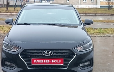 Hyundai Solaris II рестайлинг, 2018 год, 1 270 000 рублей, 1 фотография