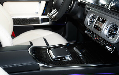 Mercedes-Benz G-Класс AMG, 2025 год, 27 000 000 рублей, 24 фотография