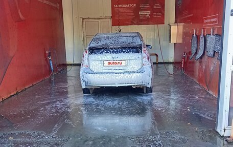 Toyota Prius, 2012 год, 1 000 000 рублей, 4 фотография