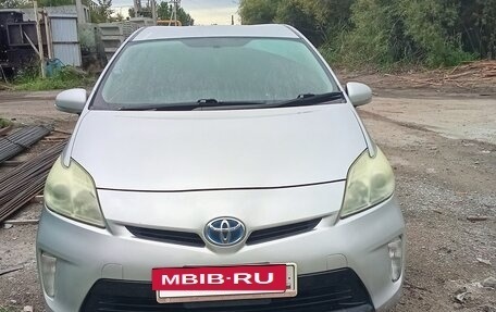 Toyota Prius, 2012 год, 1 000 000 рублей, 5 фотография