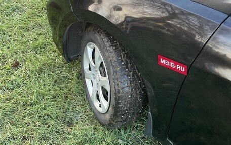 Hyundai Solaris II рестайлинг, 2011 год, 700 000 рублей, 14 фотография