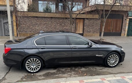 BMW 7 серия, 2010 год, 2 050 000 рублей, 3 фотография