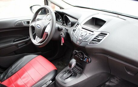 Ford Fiesta, 2016 год, 879 000 рублей, 7 фотография