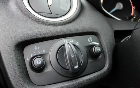 Ford Fiesta, 2016 год, 879 000 рублей, 10 фотография