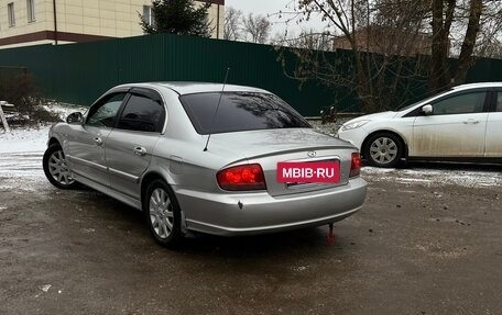 Hyundai Sonata IV рестайлинг, 2004 год, 340 000 рублей, 3 фотография