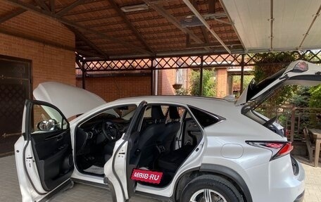 Lexus NX I, 2015 год, 2 900 000 рублей, 11 фотография