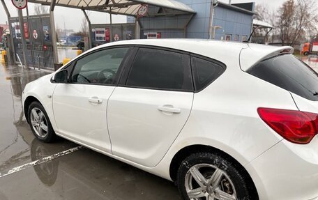 Opel Astra J, 2013 год, 555 000 рублей, 6 фотография