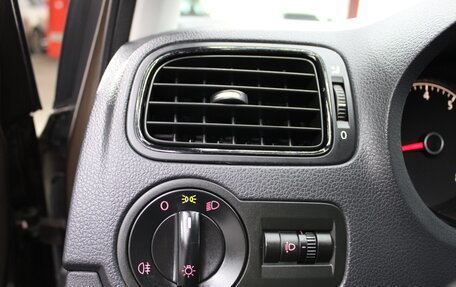 Volkswagen Polo VI (EU Market), 2017 год, 949 000 рублей, 22 фотография