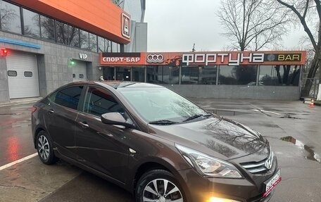 Hyundai Solaris II рестайлинг, 2016 год, 1 270 000 рублей, 1 фотография