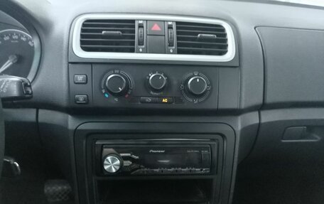 Skoda Fabia II, 2009 год, 598 000 рублей, 10 фотография