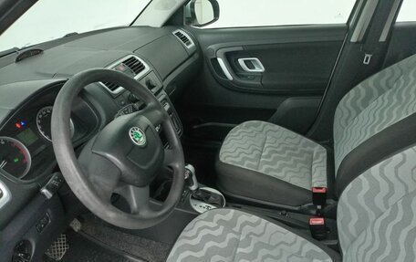 Skoda Fabia II, 2009 год, 598 000 рублей, 8 фотография